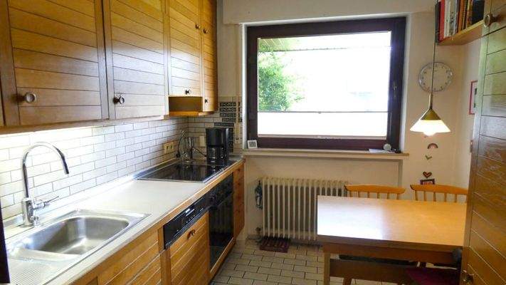 Küche mit Massivholz