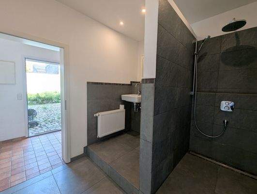 WE 3 Duschbad 1