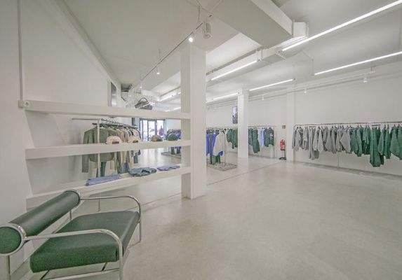 Blick durch den Laden