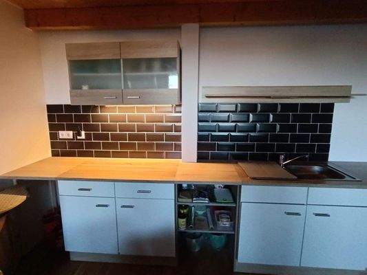 PHOTO-2024-12-27-10-44-46 Maisonette.jpg