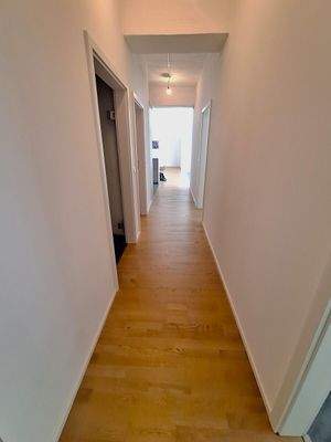 Flur 1. OG