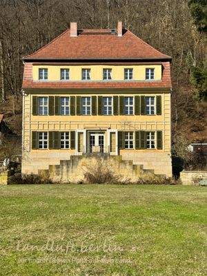 Anblick Wohnhaus des Wohnhauses von der Elbe aus.j