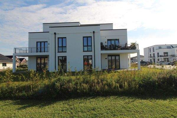 3 - Villa mit exklusiven Wohnungen