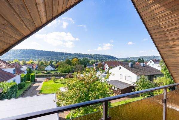 Linke Haushälfte: Loggia im OG