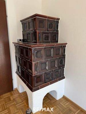 Kachelofen im Wohnzimmer