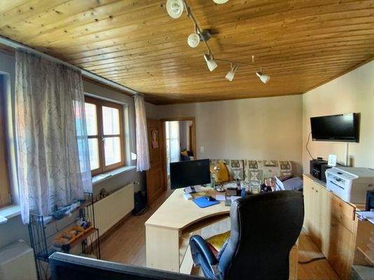 Büro oder Schlafzimmer 1. Stock