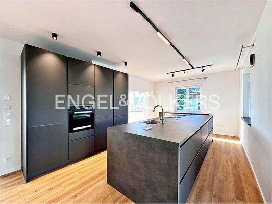 hochwertige Einbauküche