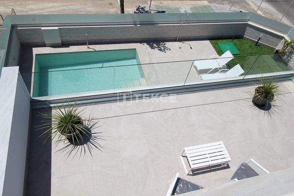 Luxury Villas with Private Pool in Pilar de la Horadada