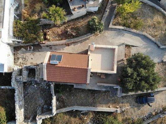 Kreta, Patima: Zweistöckiges Haus mit Berg- und Meerblick sowie zusätzlicher Ausbaumöglichkeit zu verkaufen
