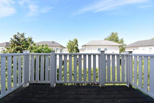 ferienwohnung-schlafzimmer-cape-helius-balcony-zugang-boxspring003