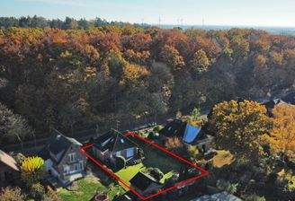 Grundstück angrenzend an das Gelände der Sternwarte