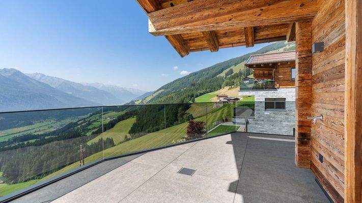 KITZIMMO-Luxusvilla mit Freizeitwohnsitz kaufen - Immobilien Kitzbühel.