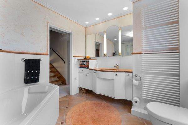 Badezimmer im Obergeschoss