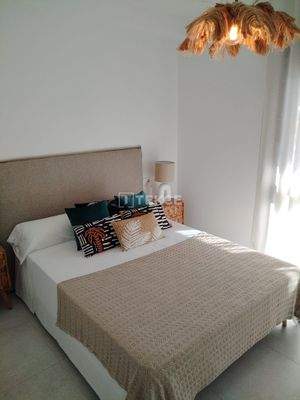 Apartments Influenced by Thai Design in Pilar de la Horadada