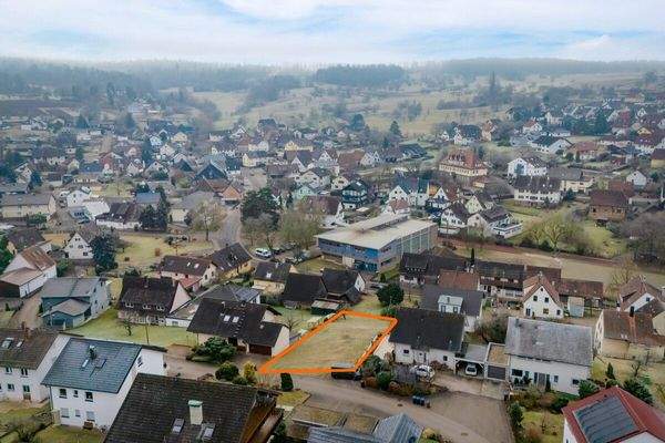 Blick über das Grundstück