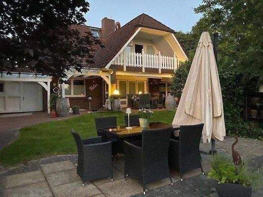 Ansicht Terrassen am Abend