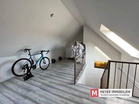 Spitzboden als Hobby- / Schlafraum