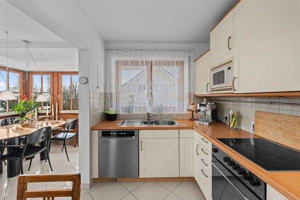 Küche und Essbereich