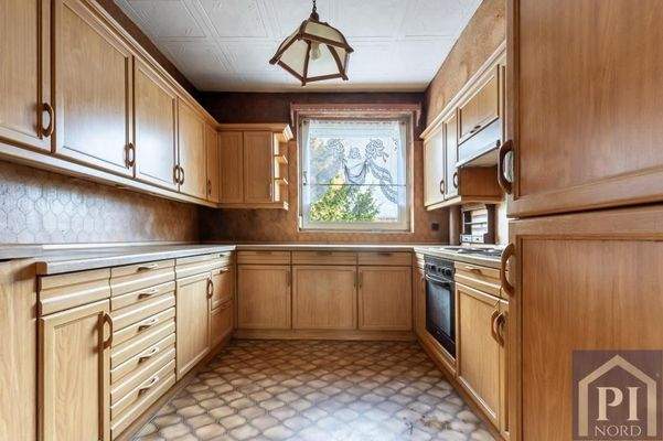 Klassisch geschnittene Küche