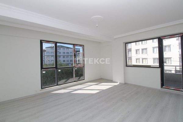 Spacious Apartments within Walking Distance of Beach in Yalova