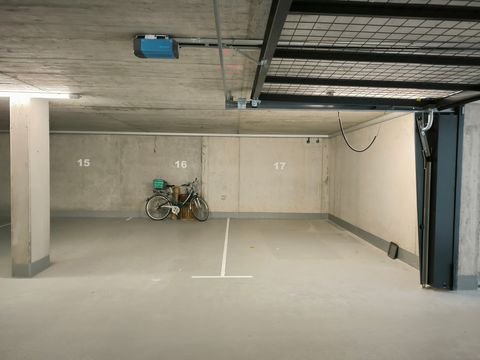 Hilzingen Garage, Hilzingen Stellplatz