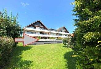 Südansicht mit Terrasse