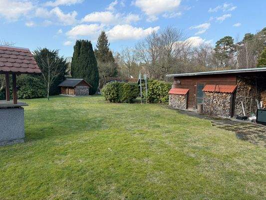 Garten/Holzlager/Schuppen