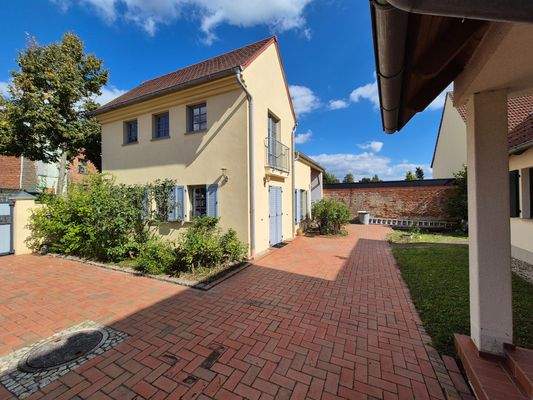 Kleines Haus: Außenansicht 