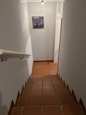 Treppe zur 1,5-Zi-Wohnung