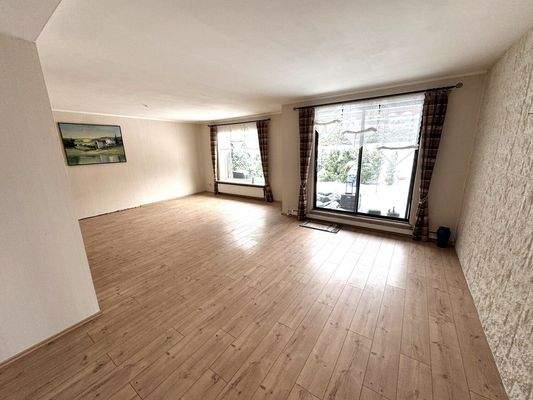 Wohnzimmer Ansicht 1