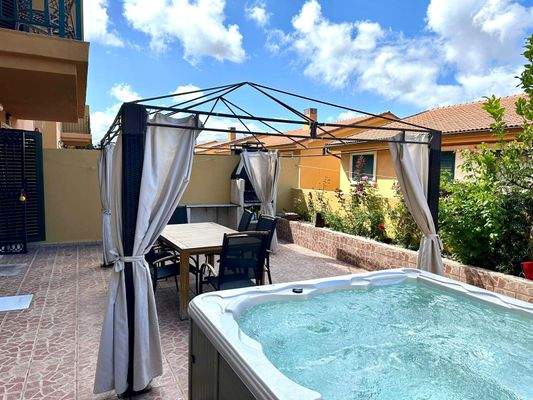 WhatsApp Image 2024-10-30 at 21.43.11 (1).jpeg