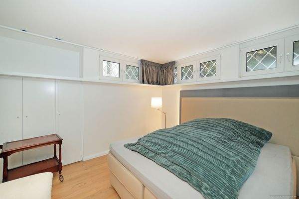 Zimmer im Souterrain