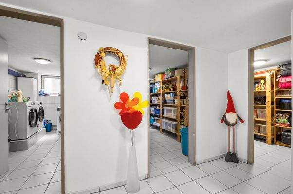 Kellergeschoss mit separatem Zugang