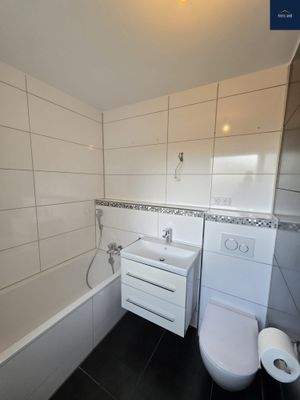 e9188591-471c-4fdd-ace4-a268201e0961