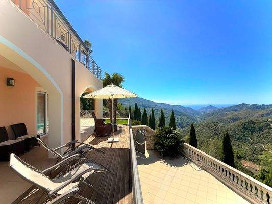 PE_1049_TERRA ITALIA IMMOBILIEN_LIGURIEN_VILLA_PER