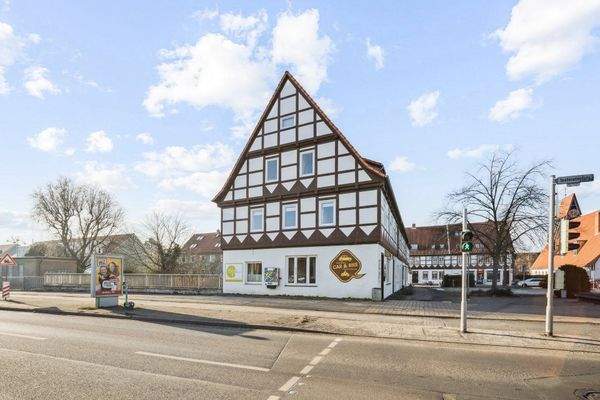 Außenansicht - Straßenseite