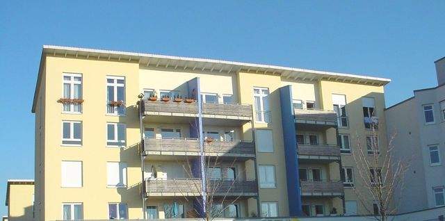 Attraktive 2-Zimmer-Wohnung mit Tiefgaragenstellplatz in Nürnberg (Großreuth b. Schweinau) - Photo 2