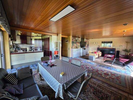 Küche und Essbereich EG