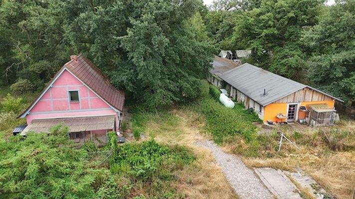 Beide Häuser von außen