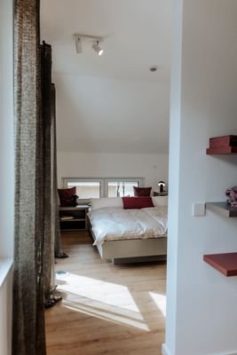 Ankleide und Schlafzimmer