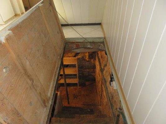 Treppe in Keller