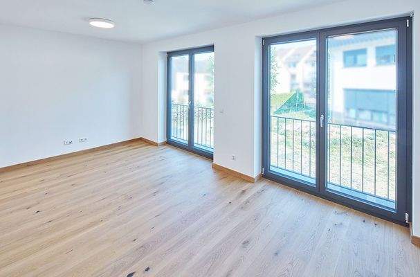 großzügiges Schlafzimmer im Obergeschoss