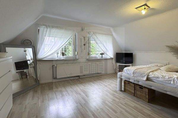 OG Schlafzimmer Fenster