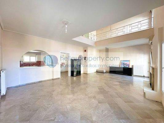 eb88c8e3e18841b38f9668ae2cf2aaea-original