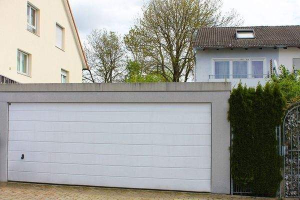 Doppelgarage