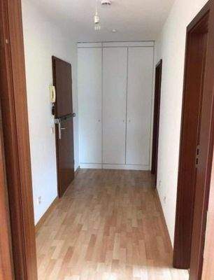 Flur Wohnungstür/Einbauschrank