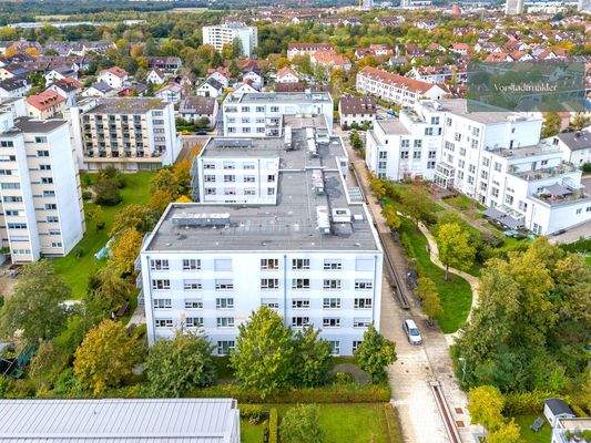 seitliche Vogelperspektive