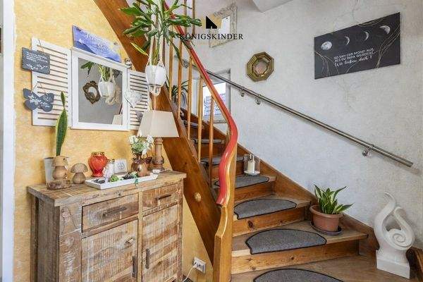 Treppenaufgang ins OG