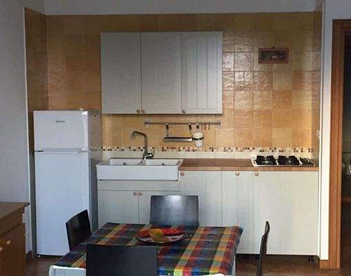 3 Apartments mit Meerblick in Lido Conchiglie (Lecce)