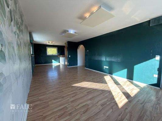 Wohnzimmer/Esszimmer